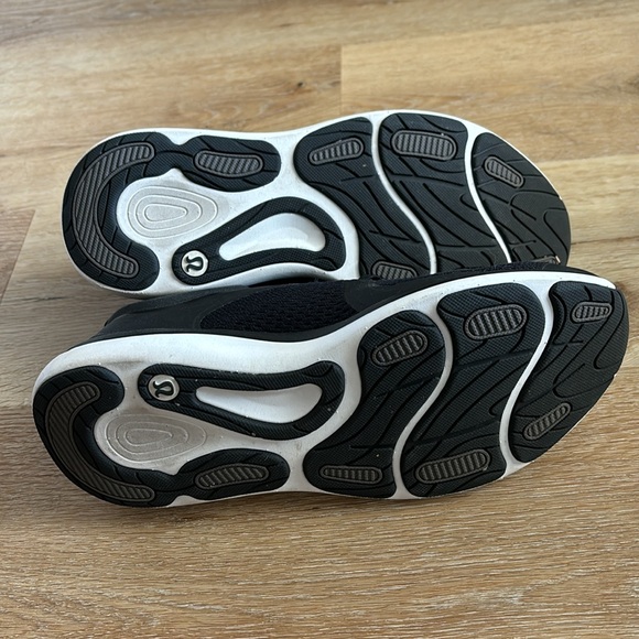 Lululemon Women’s Chargefeel Low Workout Shoe Black 9.5 - Picture 7 of 8